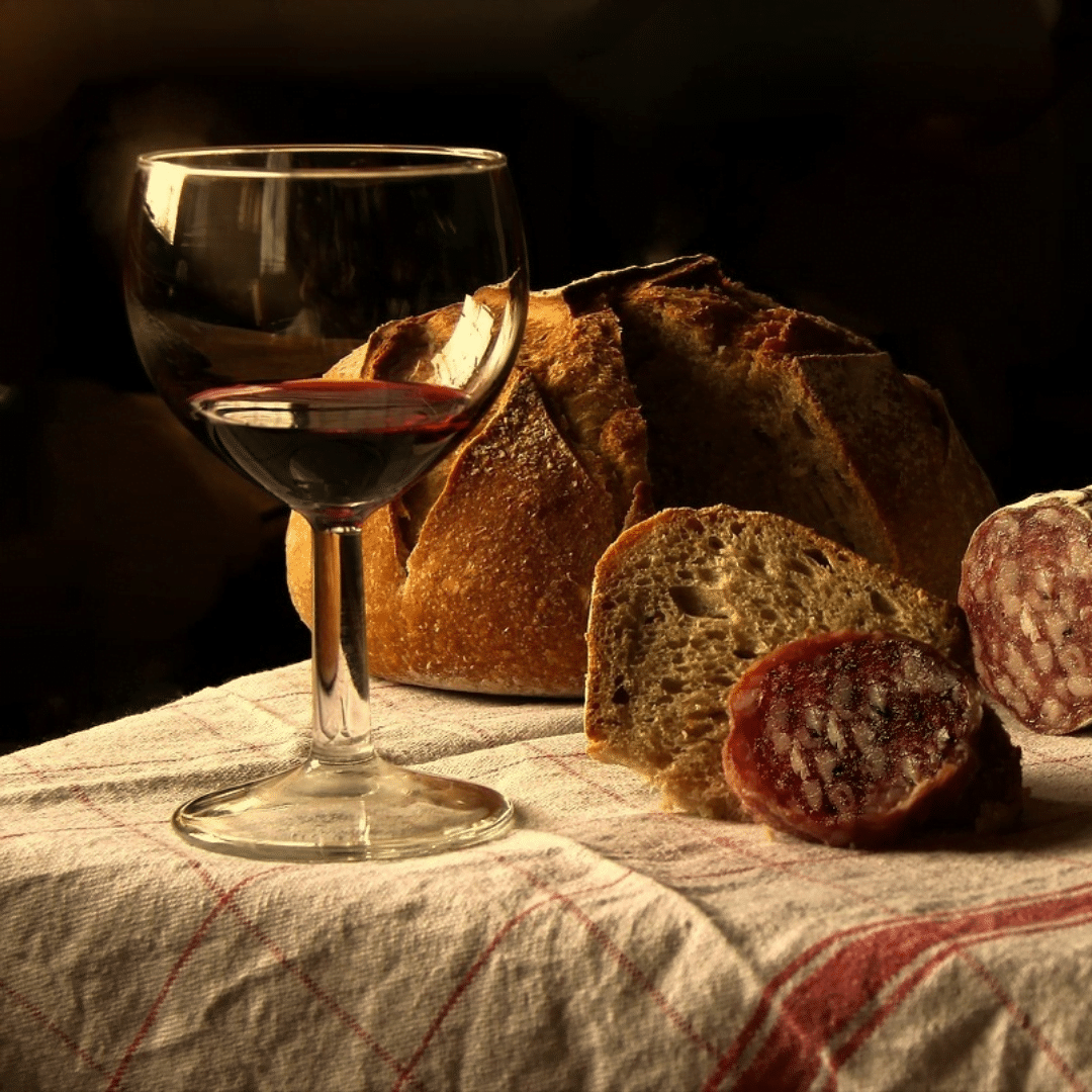Wein, Brot, Salami